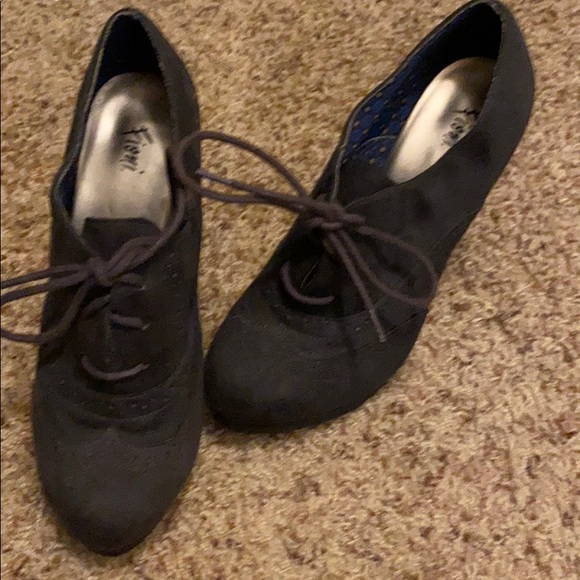 Lace up heels - Picture 2 of 8